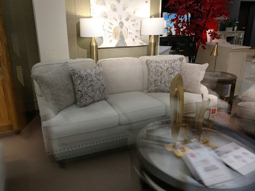 Furniture Store «Value City Furniture», reviews and photos, 800 Thruway Plaza Dr, Cheektowaga, NY 14225, USA