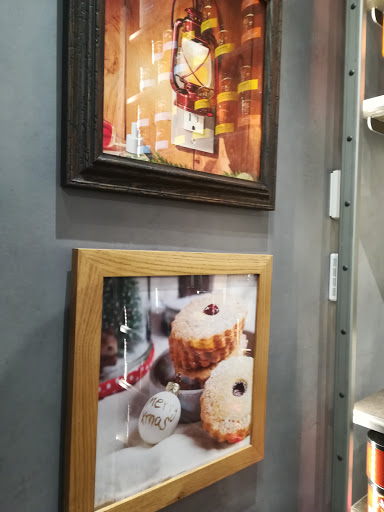 Beauty Supply Store «Bath & Body Works», reviews and photos, 2862 Town Center Blvd, Crestview Hills, KY 41017, USA