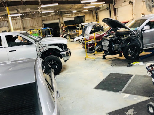 Auto Body Shop «Artistic Body Works», reviews and photos, 100 Lunsford Rd, Sebring, FL 33870, USA