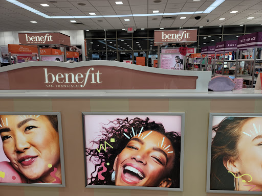 Cosmetics Store «Ulta Beauty», reviews and photos, 2155 W 22nd St #7, Oak Brook, IL 60523, USA