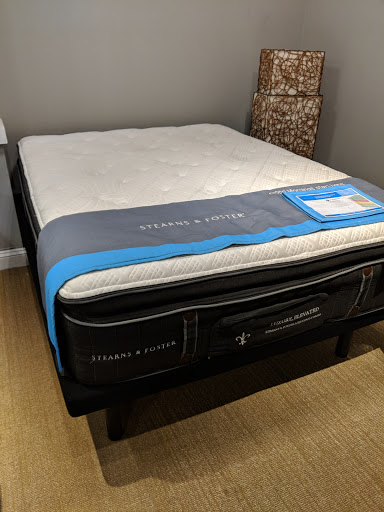 Furniture Store «Ashley HomeStore», reviews and photos, 925 Paterson Plank Rd, Secaucus, NJ 07094, USA