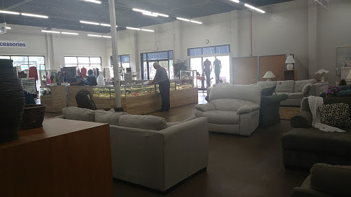 Thrift Store «City Rescue Mission Thrift Shop», reviews and photos, 5343 Normandy Blvd, Jacksonville, FL 32205, USA