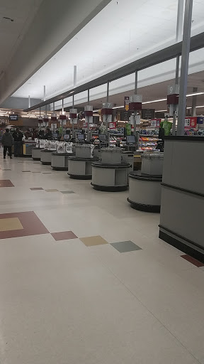Grocery Store «Stop & Shop», reviews and photos, 35 Washington St, Lynn, MA 01904, USA