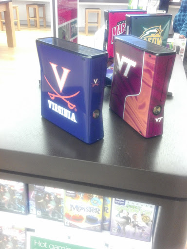 Computer Store «Microsoft Store - Tysons Corner Center», reviews and photos, 1961 Chain Bridge Rd, Tysons, VA 22102, USA