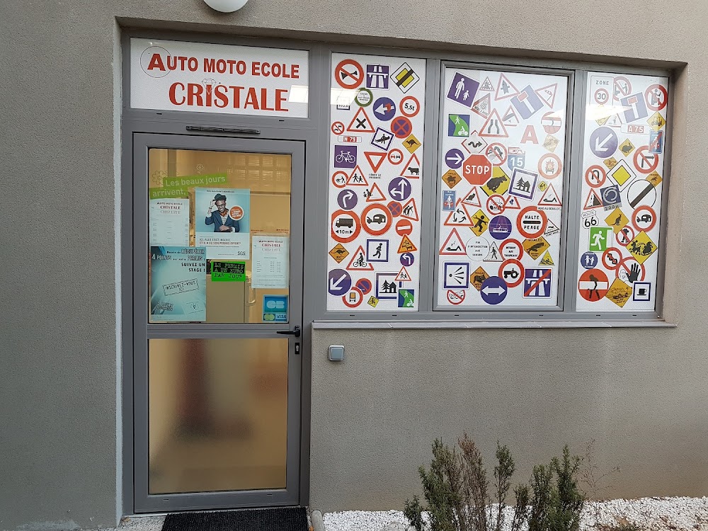 photo de l'auto ecole Auto Moto Ecole Cristale