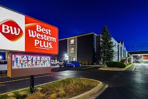 Best Western Plus Bourbonnais Hotel & Suites image