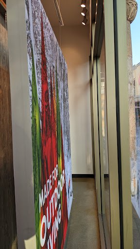 Sportswear Store «Columbia Sportswear Outlet Store», reviews and photos, 100 Citadel Dr #636, Commerce, CA 90040, USA