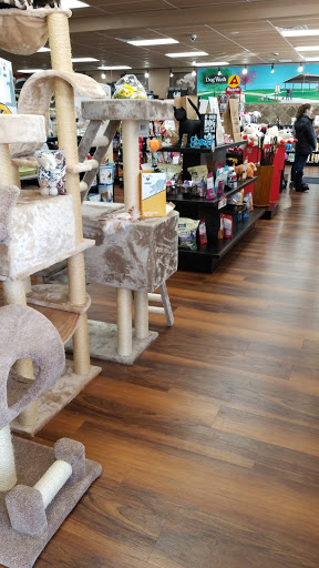 Pet Store «Pet Valu», reviews and photos, 384 E Penn Dr, Enola, PA 17025, USA