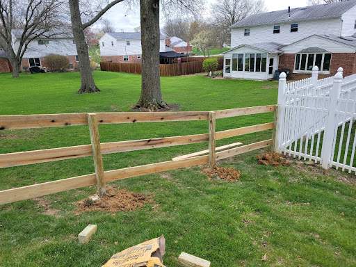Fence Contractor «Eads Fence Company», reviews and photos, 131 Broadway St, Loveland, OH 45140, USA