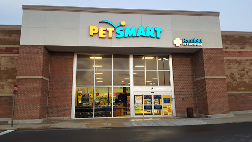 PetSmart, 8537 W Grand River Ave, Brighton, MI 48116, USA, 