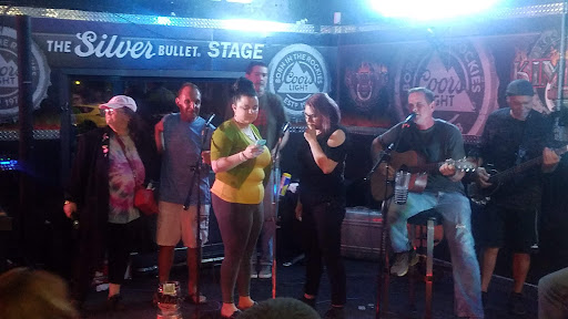 Bar & Grill «Kimmyz On Greenway Rock & Roll Bar & Grill», reviews and photos, 5930 W Greenway Rd, Glendale, AZ 85306, USA