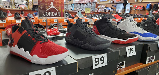 Shoe Store «WSS», reviews and photos, 11820 Firestone Blvd, Norwalk, CA 90650, USA