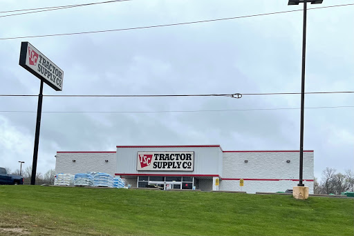 Home Improvement Store «Tractor Supply Co.», reviews and photos, 3000 S Memorial Dr, New Castle, IN 47362, USA