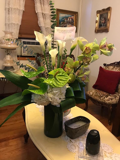 Florist «Avenue J Florist», reviews and photos, 1502 Avenue J, Brooklyn, NY 11230, USA