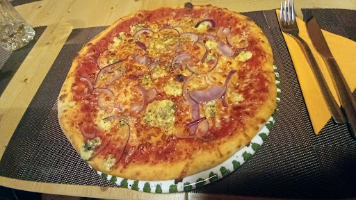 Dorfcafe Pizzeria Ranggen en Ranggen