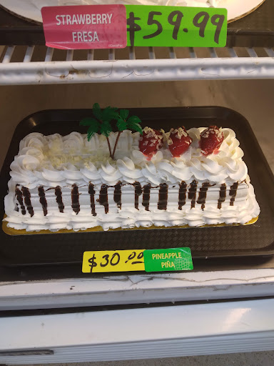 Mexican Grocery Store «La Azteca Taqueria & Market», reviews and photos, 452 TN-46, Dickson, TN 37055, USA