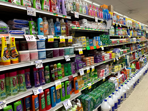 Grocery Store «Broadway Food Center», reviews and photos, 1503 Broadway St, Toledo, OH 43609, USA