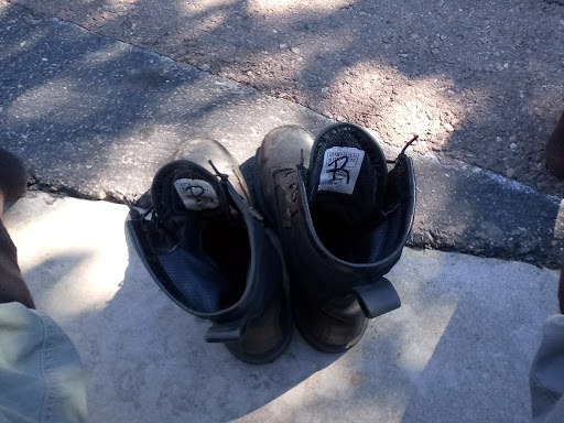 Used Clothing Store «Buffalo Exchange San Diego - Pacific Beach», reviews and photos, 1079 Garnet Ave, San Diego, CA 92109, USA