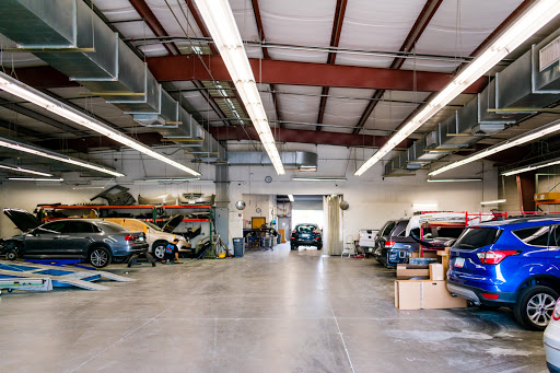 Auto Repair Shop «A & D Auto Body Inc», reviews and photos, 16040 N 75th Ave, Peoria, AZ 85382, USA