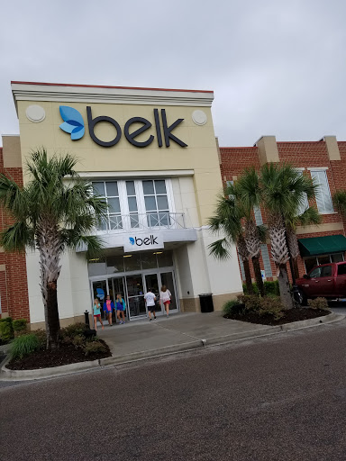 Shopping Mall «Mount Pleasant Towne Centre», reviews and photos, 1218 Belk Dr, Mt Pleasant, SC 29464, USA