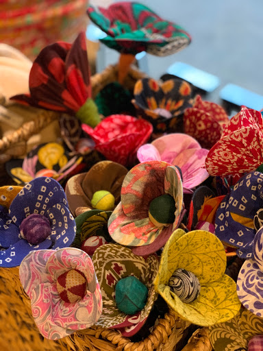 Gift Shop «Ten Thousand Villages», reviews and photos, 567 S Lake Ave, Pasadena, CA 91101, USA