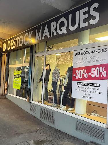 Magasin de vêtements Destock Marques Maubeuge