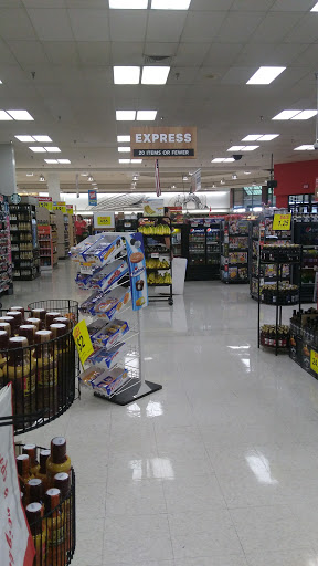 Grocery Store «Schnucks», reviews and photos, 109 N Mattis Ave, Champaign, IL 61821, USA