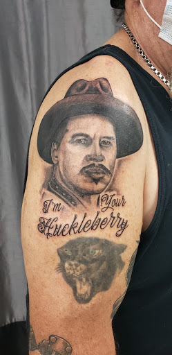 Tattoo Shop «Hold Fast Tattoo and Body Piercing», reviews and photos, 5153 S Ridgewood Ave, Port Orange, FL 32127, USA