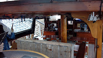 Atmosphère du Restaurant de fruits de mer Le Suroît à Perros-Guirec - n°2