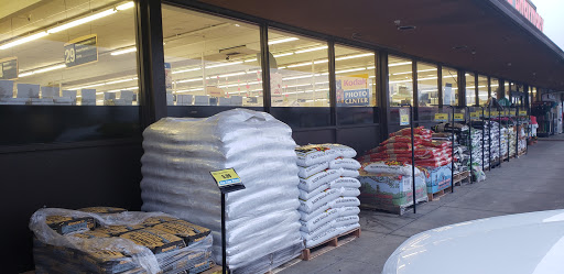 Variety Store «Hi-School Pharmacy & Ace Hardware», reviews and photos, 1357 Monmouth St, Independence, OR 97351, USA