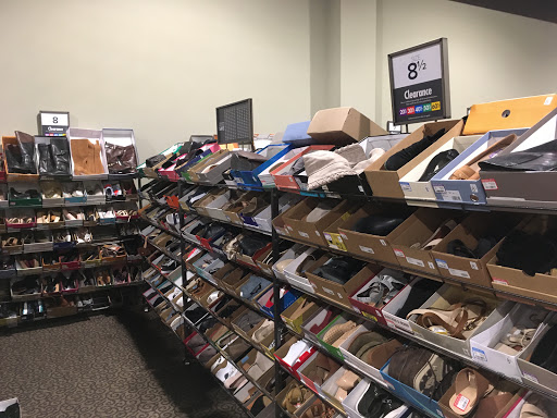 Shoe Store «DSW Designer Shoe Warehouse», reviews and photos, 9051 Snowden Square Dr, Columbia, MD 21045, USA
