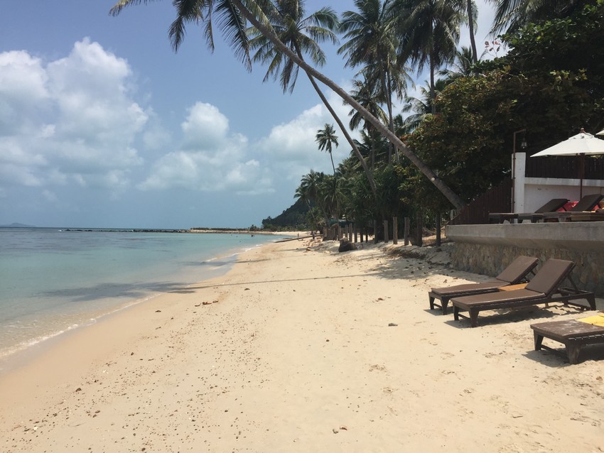 Fotografija Ban Tai Beach in naselje