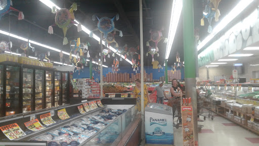 Produce Market «El Ranchito», reviews and photos, 561 E Cass St, Joliet, IL 60432, USA