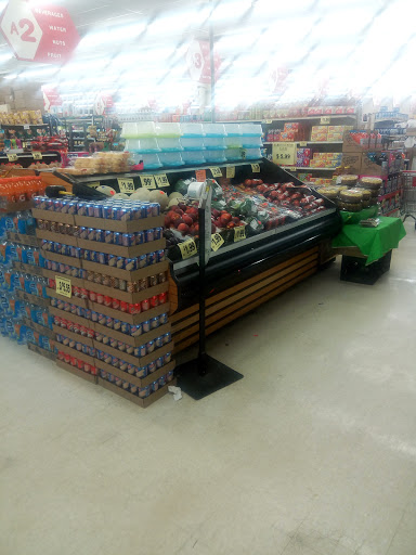 Grocery Store «Miles Supermarket», reviews and photos, 4127 E 131st St, Cleveland, OH 44105, USA