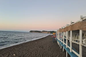 Spiaggia libera della Chiaiolella image