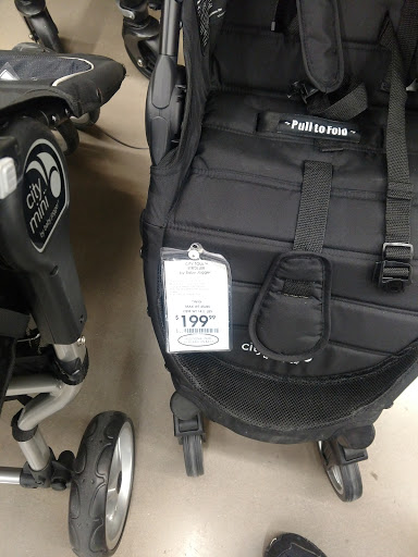 Shopping Mall «Fashion Center Paramus», reviews and photos, 747 NJ-17, Paramus, NJ 07652, USA