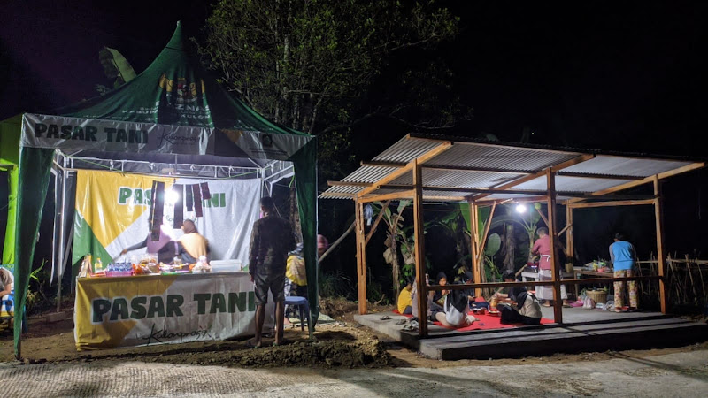 Pasar Malam di Kabupaten Kulon Progo: Temukan Keunikan Pasar Malam Minggu Segajih 12