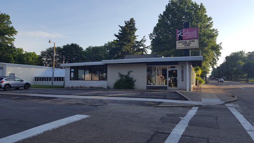 Florist «Richards Flower Shop», reviews and photos, 1312 N Mantua St, Kent, OH 44240, USA