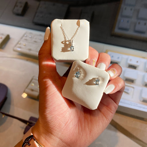 Jewelry Store «Ballard & Ballard Jewelers», reviews and photos, 18400 Brookhurst St, Fountain Valley, CA 92708, USA