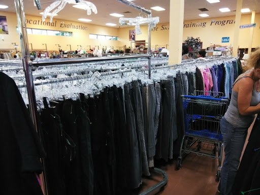 Thrift Store «Goodwill Port St. Lucie/Gatlin Store & Donation Center», reviews and photos