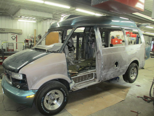 Auto Body Shop «Lynch Auto Body, Inc», reviews and photos, 2305 Atwood Ave, Madison, WI 53704, USA