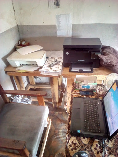 Dee - Splendid Computer Center, Machika, Machika area Ribah along dirin daji, road, 872212, Ribah, Nigeria, Diner, state Niger