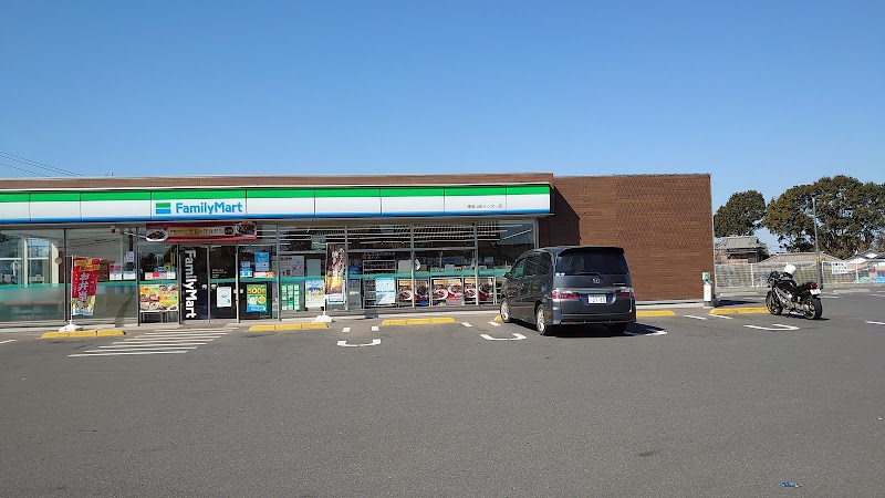 ファミリーマート 東金山田インター店