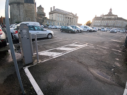 Borne de recharge de véhicules électriques Te61 Charging Station Alençon