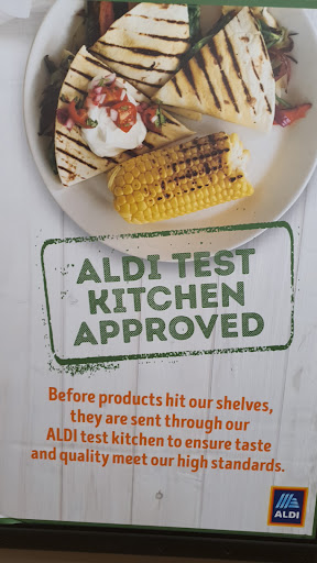 Supermarket «ALDI», reviews and photos, 4899 Lake Rd N, Brockport, NY 14420, USA