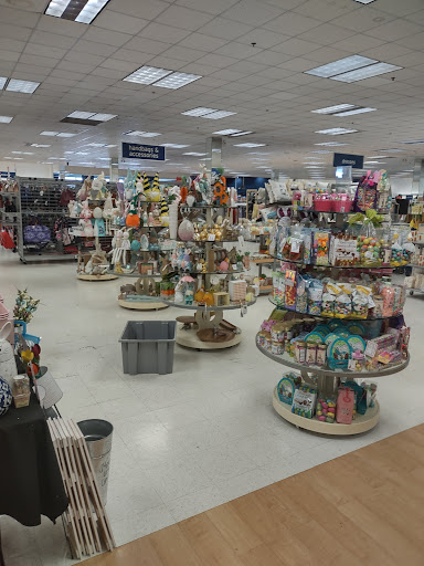 Department Store «Marshalls», reviews and photos, 425 Ernest W Barrett Pkwy NW, Kennesaw, GA 30144, USA