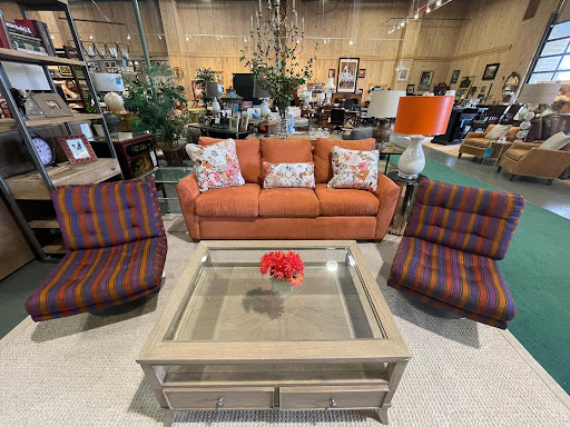 Consignment Shop «Middlebury Consignment», reviews and photos, 1365 Whittemore Rd, Middlebury, CT 06762, USA