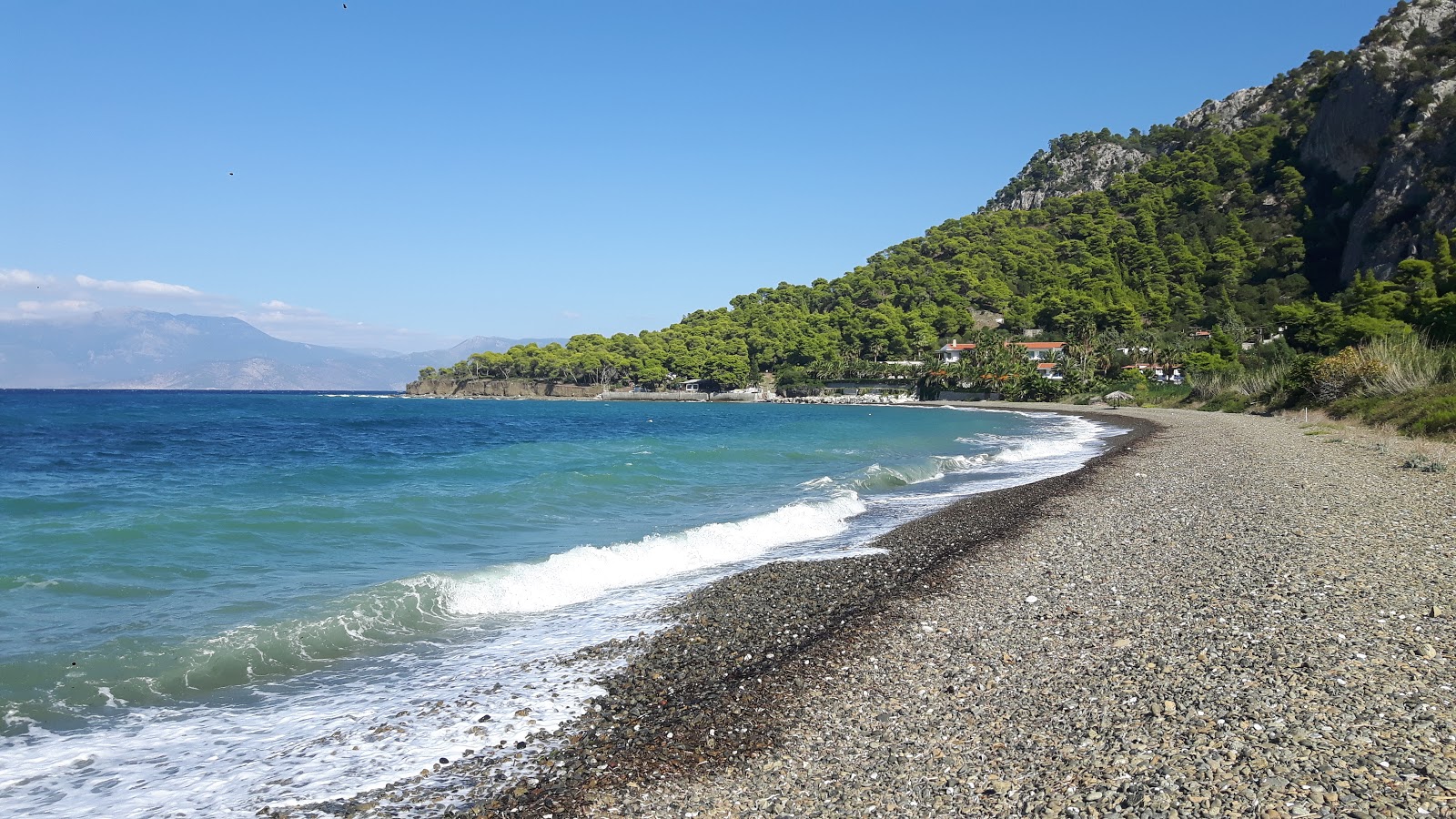 Photo de Almyra 2nd beach avec caillou fin gris de surface