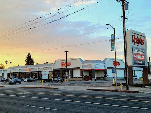 Grocery Store «Ralphs», reviews and photos, 14440 Burbank Blvd, Sherman Oaks, CA 91401, USA