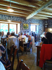 Atmosphère du Restaurant Auberge La Maison De Julia à Blanzac - n°8